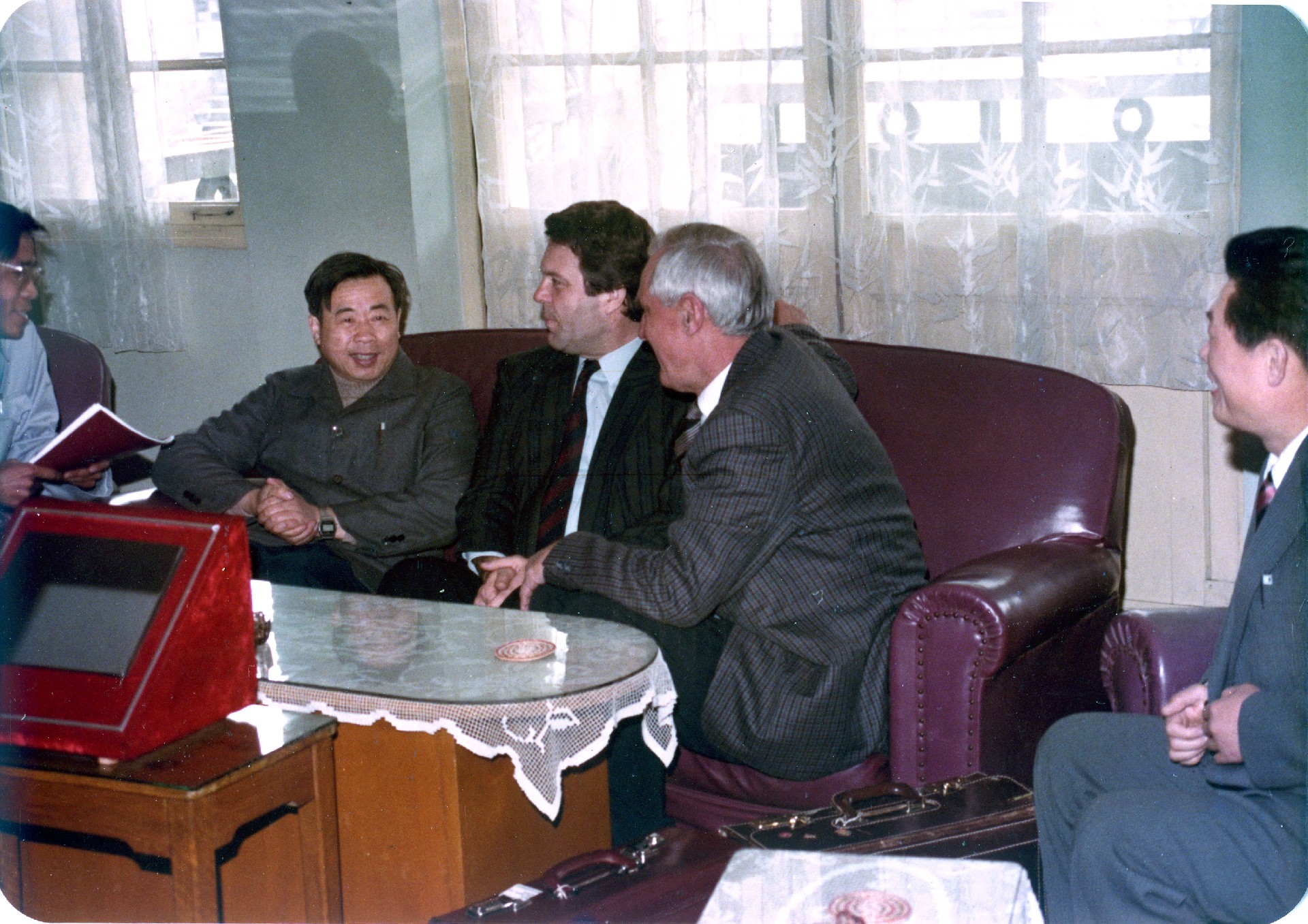 1680842987186515.jpg 1680842987186515.jpg